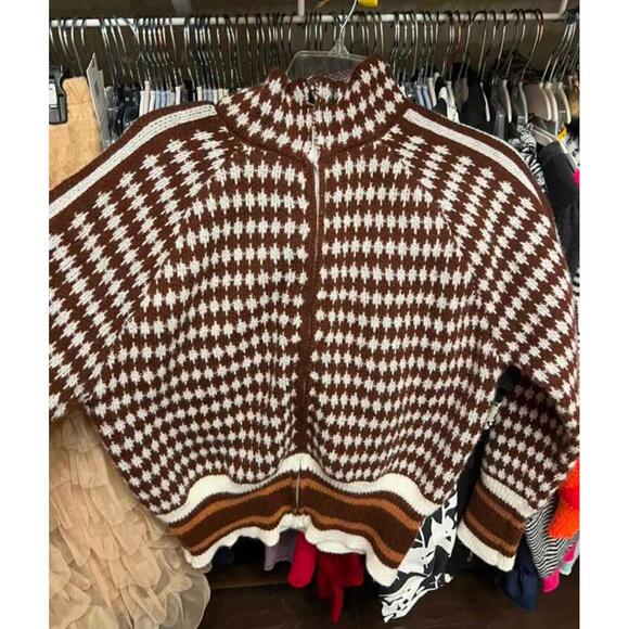 Sweaters - Turtleneck sweater